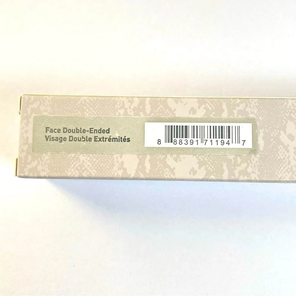 Mally Beauty Double Ended Make Up Brush Cheeks and Eyes New in Box